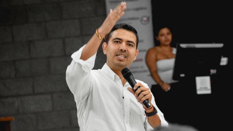 «El SETP se convirtió en una caja menor del hurtadismo»: concejal Zambrano «El SETP se convirtió en una caja menor del hurtadismo»: concejal Zambrano