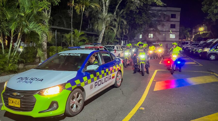 Hallan la camioneta BMW robada de una casa en Las Victorias Hallan la camioneta BMW robada de una casa en Las Victorias