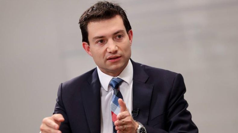 Felipe Córdoba considera aspirar a la Presidencia en 2026