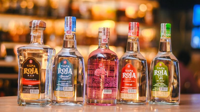 Aguardiente Rosado y Tapa Roja se venderá en toda Colombia Aguardiente Rosado y Tapa Roja se venderá en toda Colombia