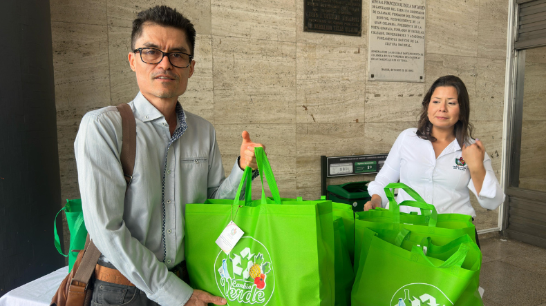 Gobernación del Tolima impulsa la comercialización directa de productos campesinos Gobernación del Tolima impulsa la comercialización directa de productos campesinos