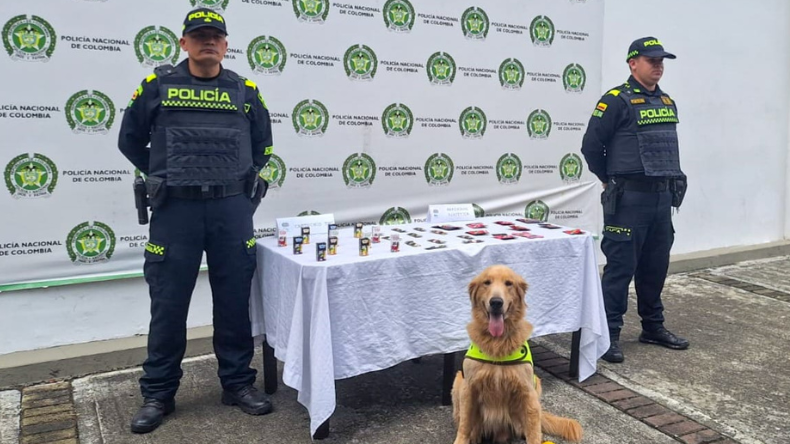 “Perla” volvió a dar el golpe: hallan droga camuflada en paquetes de dulces en Ibagué “Perla” volvió a dar el golpe: hallan droga camuflada en paquetes de dulces en Ibagué