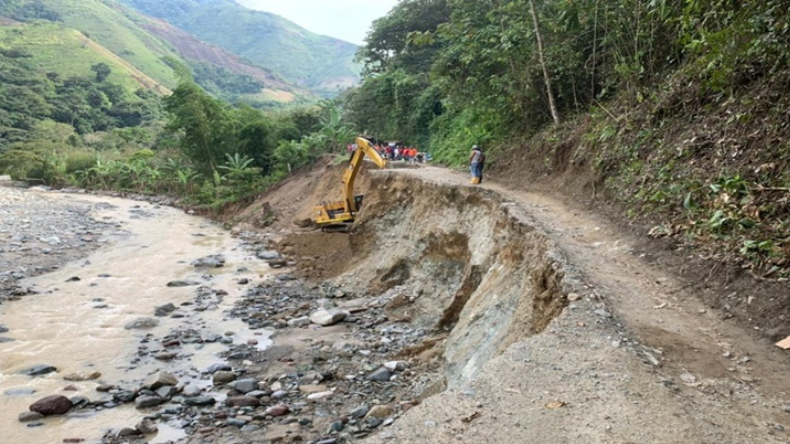 Invertirán $40.000 millones para realizar carretera entre Rovira y Roncesvalles Invertirán $40.000 millones para realizar carretera entre Rovira y Roncesvalles