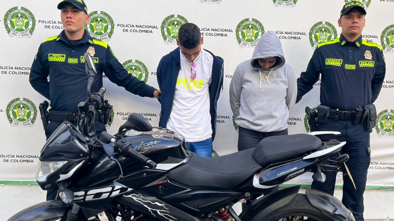 Capturan a pareja que asaltó y atacó a un ciudadano en ‘La Vuelta del Chivo’ Capturan a pareja que asaltó y atacó a un ciudadano en ‘La Vuelta del Chivo’