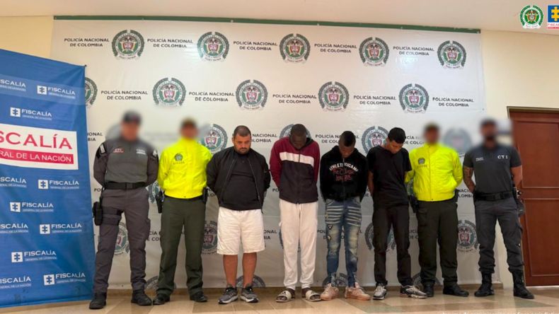 Envían a prisión a presuntos asesinos del periodista Óscar Gómez Envían a prisión a presuntos asesinos del periodista Óscar Gómez