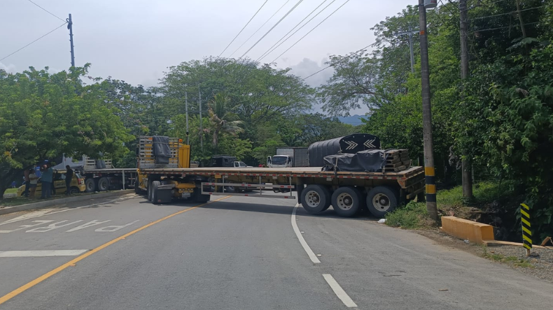 Así va el paro de arroceros: conozca cómo están los cierres viales en el Tolima Así va el paro de arroceros: conozca cómo están los cierres viales en el Tolima