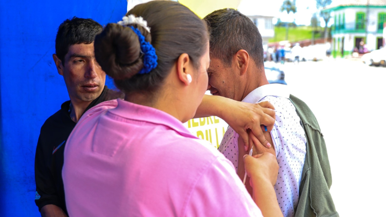 Más de 42.000 personas han sido vacunadas contra la fiebre amarilla en Ibagué Más de 42.000 personas han sido vacunadas contra la fiebre amarilla en Ibagué