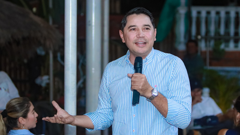 Procuraduría formula cargos contra Andrés Hurtado Procuraduría formula cargos contra Andrés Hurtado