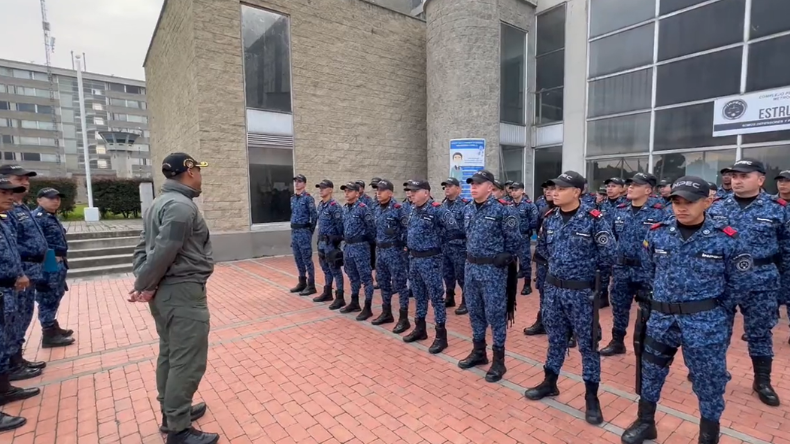CNSC abre convocatoria con 1.200 vacantes para ascensos en el INPEC y nuevos dragoneantes CNSC abre convocatoria con 1.200 vacantes para ascensos en el INPEC y nuevos dragoneantes