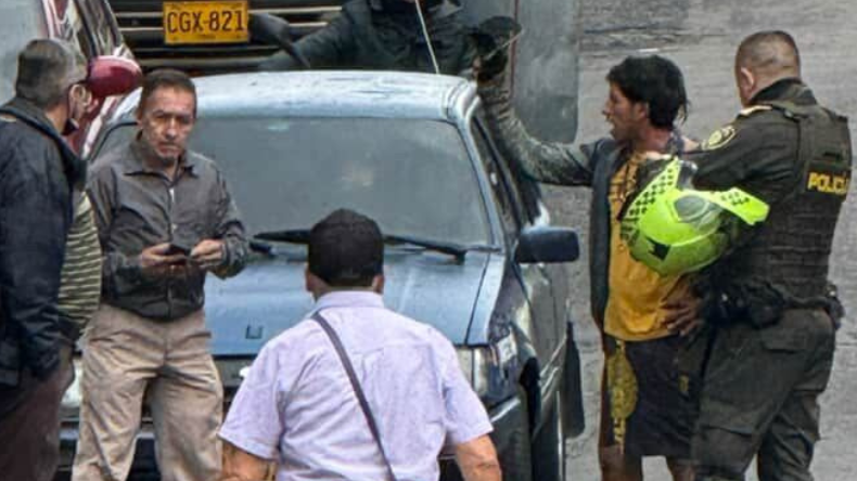 Un hombre en Ibagué robó un celular que se encontraba al interior de un vehículo Un hombre en Ibagué robó un celular que se encontraba al interior de un vehículo