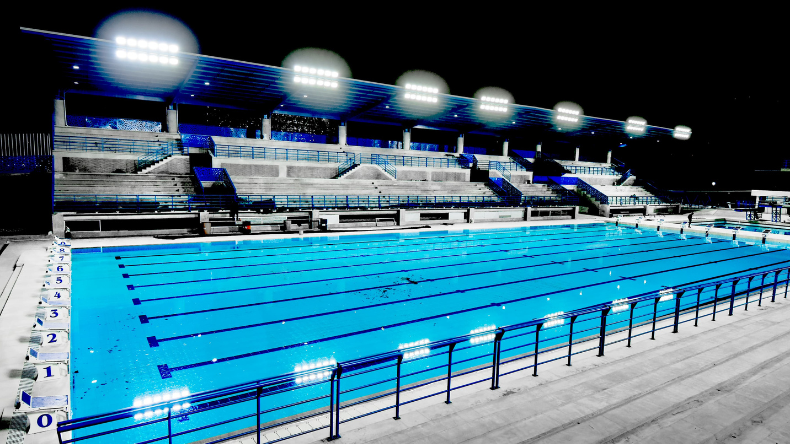 PISCINA 42