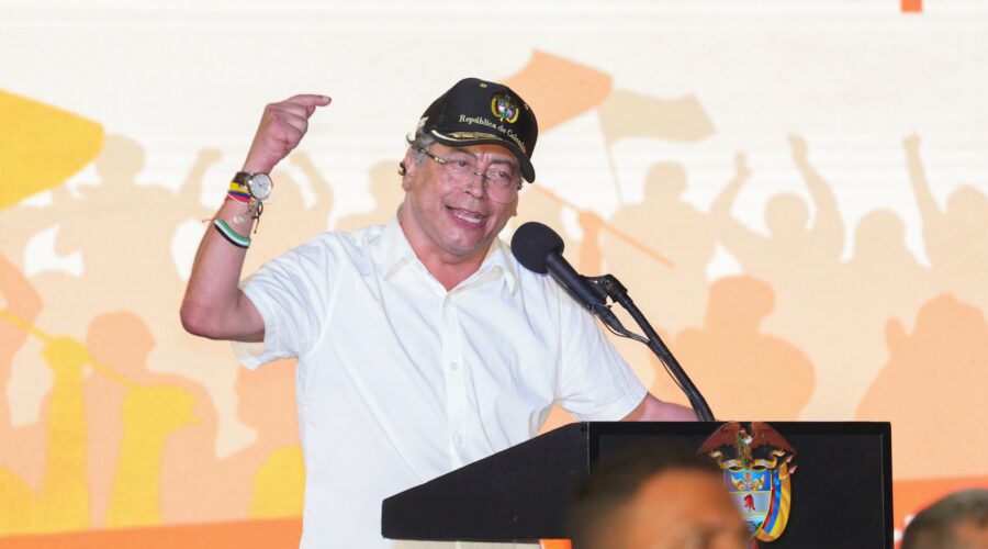 “El día que vuelva a la Presidencia será tras una revolución”: Petro aviva debate sobre la reelección “El día que vuelva a la Presidencia será tras una revolución”: Petro aviva debate sobre la reelección