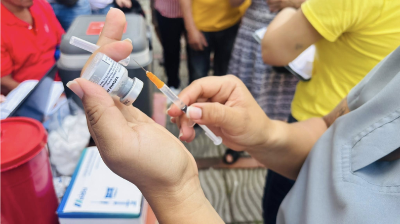 Ibagué intensifica vacunación contra la fiebre amarilla durante Semana Santa Ibagué intensifica vacunación contra la fiebre amarilla durante Semana Santa