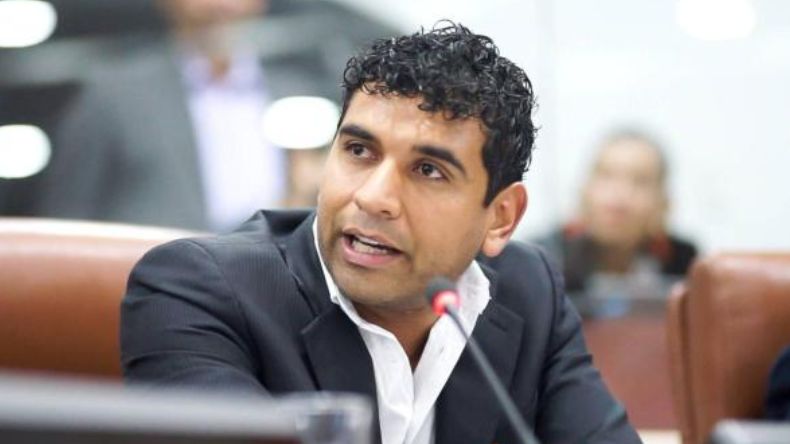 Escándalo por presunto abuso laboral es un “linchamiento mediático”, según David Racero Escándalo por presunto abuso laboral es un “linchamiento mediático”, según David Racero