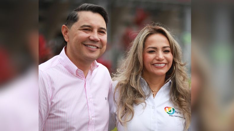Hurtado suma otra traición: ahora en el partido de la U Hurtado suma otra traición: ahora en el partido de la U