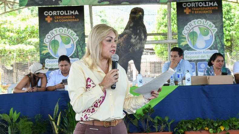 Directora de Cortolima defiendió inversiones ambientales en Ibagué Directora de Cortolima defiendió inversiones ambientales en Ibagué