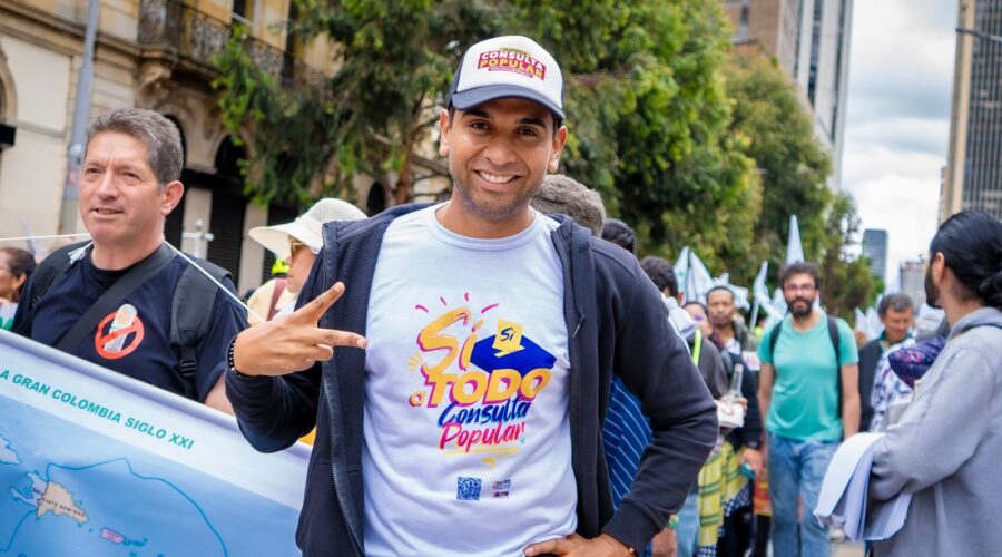 Congresista defensor de la reforma laboral es denunciado por explotación de sus trabajadores Congresista defensor de la reforma laboral es denunciado por explotación de sus trabajadores