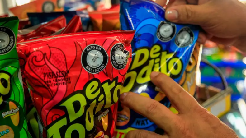 Estados Unidos vetó populares pasabocas colombianos por contener chicharrón de cerdo Estados Unidos vetó populares pasabocas colombianos por contener chicharrón de cerdo