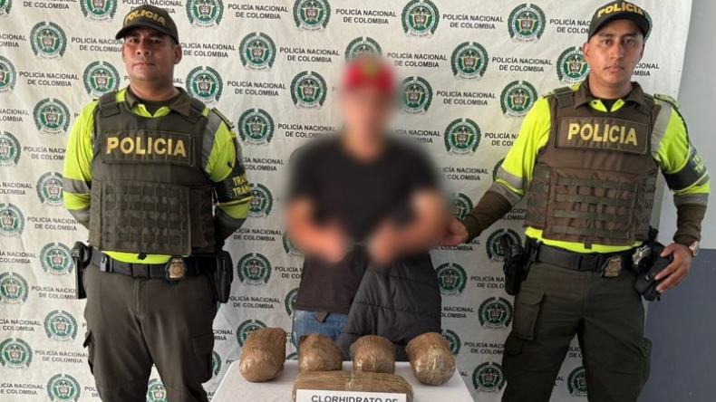 Incautan base de coca a motociclista en El Espinal Incautan base de coca a motociclista en El Espinal