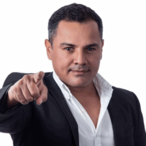 Sale el ‘pistolero’ de la Alcaldía de Ibagué, denunciado por EL OLFATO Sale el ‘pistolero’ de la Alcaldía de Ibagué, denunciado por EL OLFATO