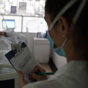 Errores en medicación de adultos mayores evidencian falla hospitalaria en Bogotá Errores en medicación de adultos mayores evidencian falla hospitalaria en Bogotá
