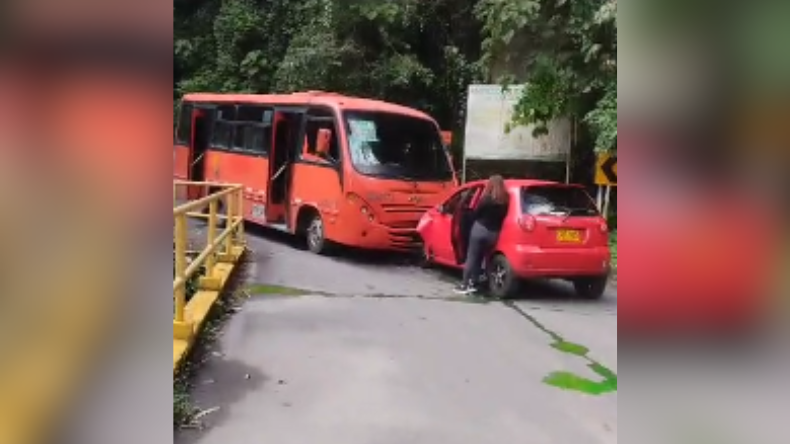 Una persona herida tras accidente en el Cañón del Combeima Una persona herida tras accidente en el Cañón del Combeima