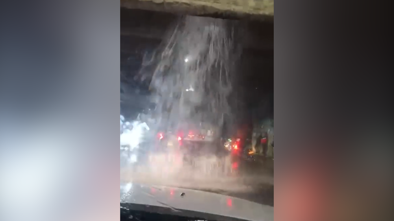 Cascada que se forma en la avenida Guabinal pone en riesgo a los conductores de Ibagué