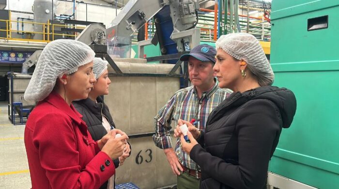 Fábrica de Licores del Tolima refuerza seguridad para evitar adulteración