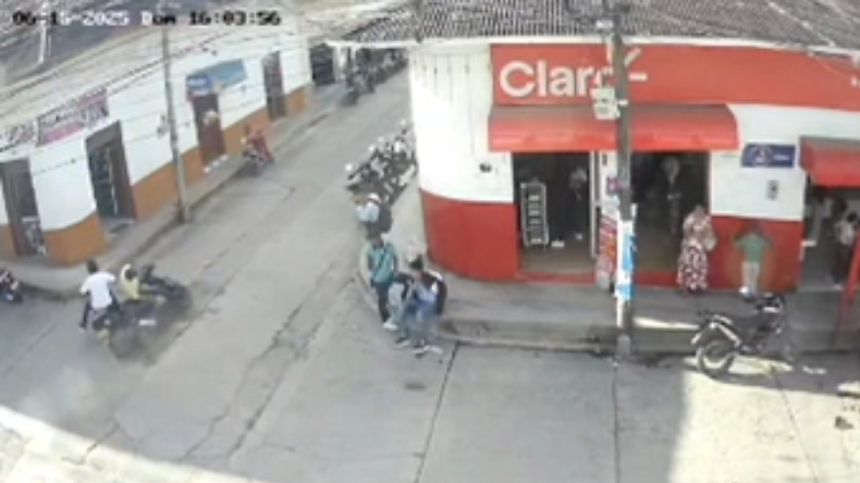 Motociclista perdió la vida luego de estrellarse en Rovira Motociclista perdió la vida luego de estrellarse en Rovira