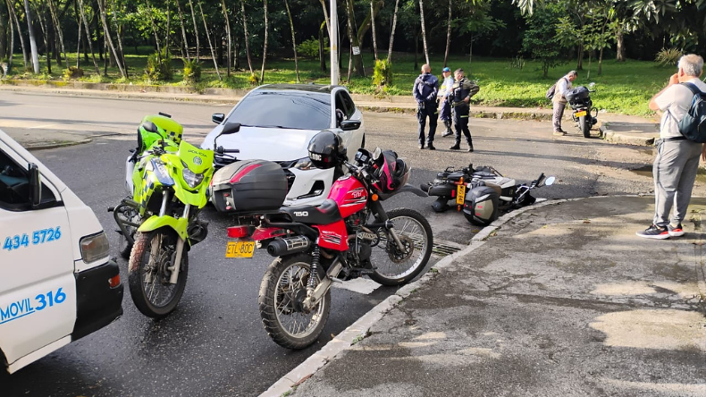 Agente de tránsito en presunto estado de embriaguez habría causado accidente en Ibagué Agente de tránsito en presunto estado de embriaguez habría causado accidente en Ibagué