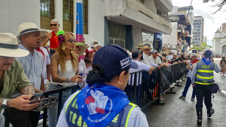 Más de 200 sillas fueron incautadas por ocupación indebida antes del desfile de San Pedro Más de 200 sillas fueron incautadas por ocupación indebida antes del desfile de San Pedro