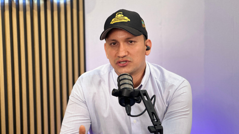 «Vamos a adelantar el proceso de malla vial por más de 30 mil millones de pesos»: Secr. de Infraestructura «Vamos a adelantar el proceso de malla vial por más de 30 mil millones de pesos»: Secr. de Infraestructura