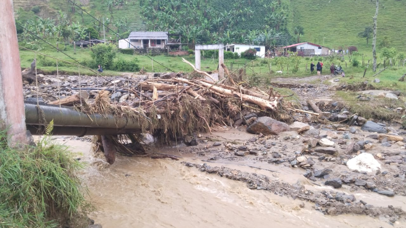 Emergencias por lluvias en el Tolima dejan incomunicadas a decenas de familias y daños en infraestructura Emergencias por lluvias en el Tolima dejan incomunicadas a decenas de familias y daños en infraestructura