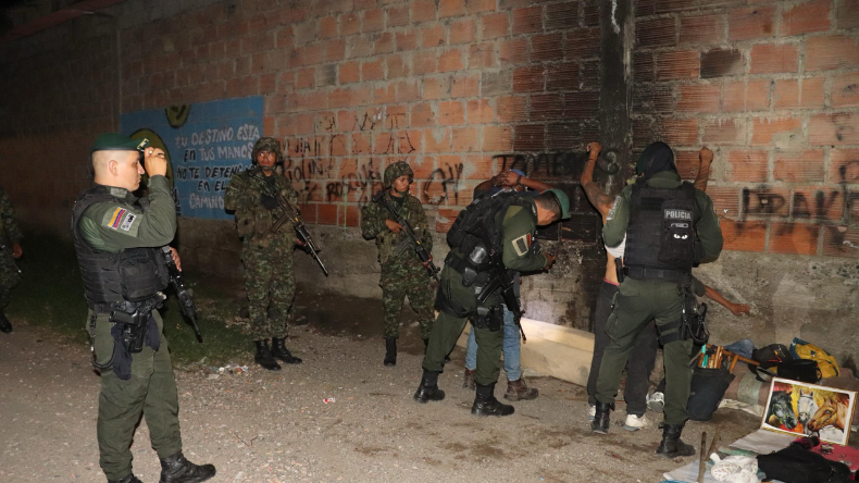 Policía y Ejército patrullarán Ibagué día y noche durante el Festival Folclórico Policía y Ejército patrullarán Ibagué día y noche durante el Festival Folclórico