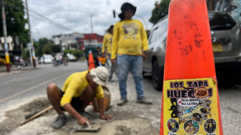 ¿La Alcaldía de Ibagué impide el trabajo de los Tapa Huecos? Esto dijo el Secr. de Infraestructura ¿La Alcaldía de Ibagué impide el trabajo de los Tapa Huecos? Esto dijo el Secr. de Infraestructura