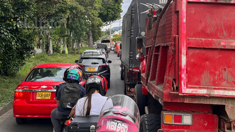 Reportan colapso en la movilidad al norte de Ibagué por trabajos de reparcheo Reportan colapso en la movilidad al norte de Ibagué por trabajos de reparcheo