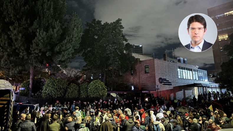 Miguel Uribe será sometido a cirugía neuroquirúrgica en la Clínica Santa Fe Miguel Uribe será sometido a cirugía neuroquirúrgica en la Clínica Santa Fe