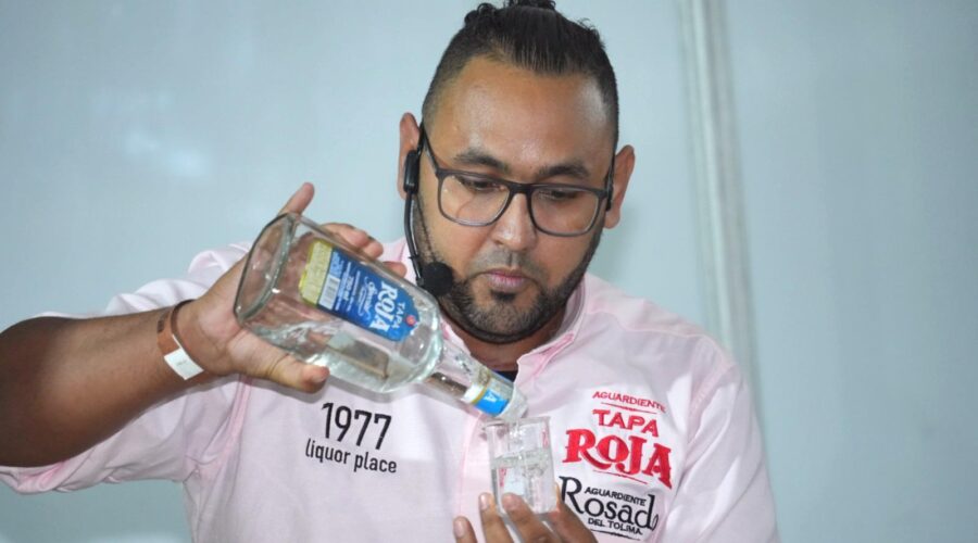 Cócteles con Tapa Roja y Rosado del Tolima brillaron en Expolicores 2025 Cócteles con Tapa Roja y Rosado del Tolima brillaron en Expolicores 2025