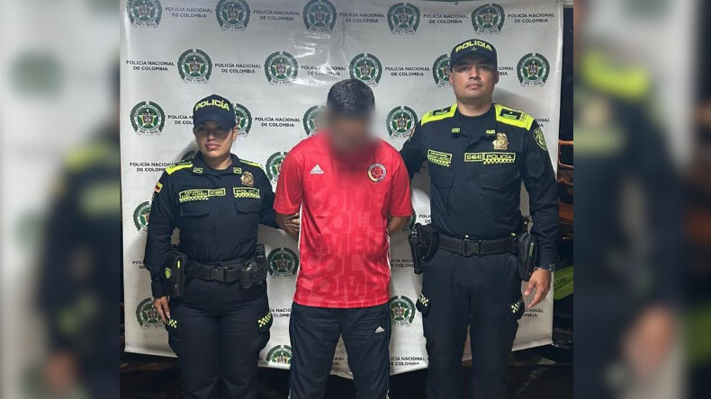Con un cuchillo intentó robar a un ciclista en Ibagué Con un cuchillo intentó robar a un ciclista en Ibagué