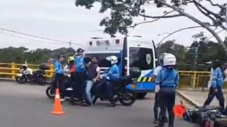 Denuncian a agente de tránsito que habría agredido a un veedor en Ibagué Denuncian a agente de tránsito que habría agredido a un veedor en Ibagué