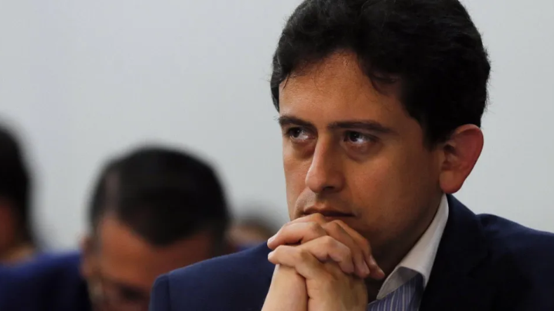 Procuraduría abrió investigación contra Luis Carlos Reyes, exdirector de la Dian Procuraduría abrió investigación contra Luis Carlos Reyes, exdirector de la Dian