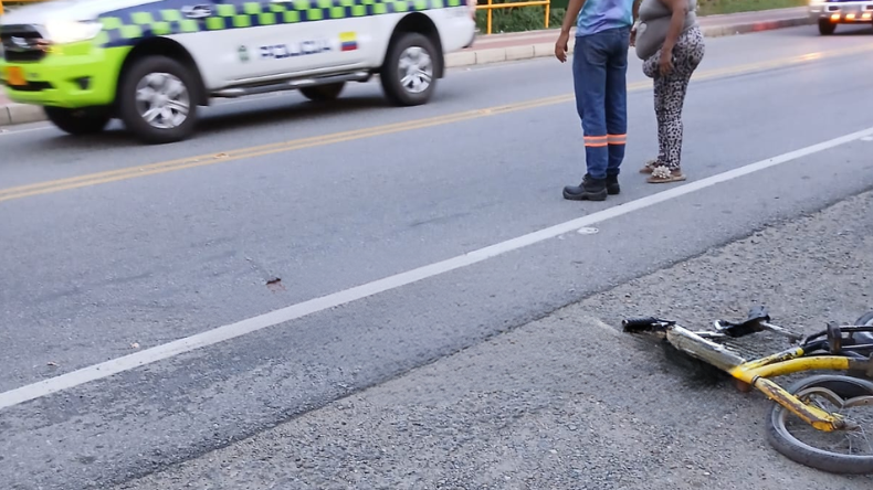 Ciclista murió arrollado por un camión en Venadillo Ciclista murió arrollado por un camión en Venadillo
