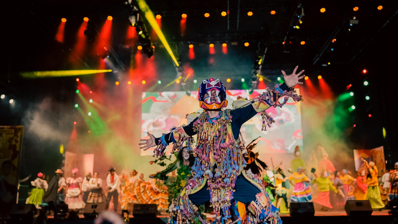 Festival Folclórico Colombiano dejó ganancias por más de $200.000 millones en Ibagué Festival Folclórico Colombiano dejó ganancias por más de $200.000 millones en Ibagué