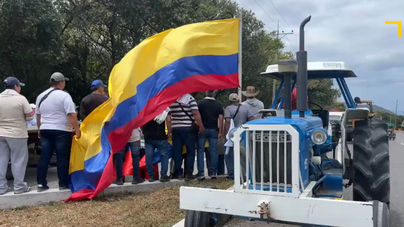 Continúa el paro arrocero en el Tolima con bloqueos en diferentes puntos Continúa el paro arrocero en el Tolima con bloqueos en diferentes puntos