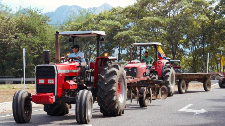 Segundo día del paro arrocero: se activan cierres viales en puntos estratégicos del Tolima Segundo día del paro arrocero: se activan cierres viales en puntos estratégicos del Tolima