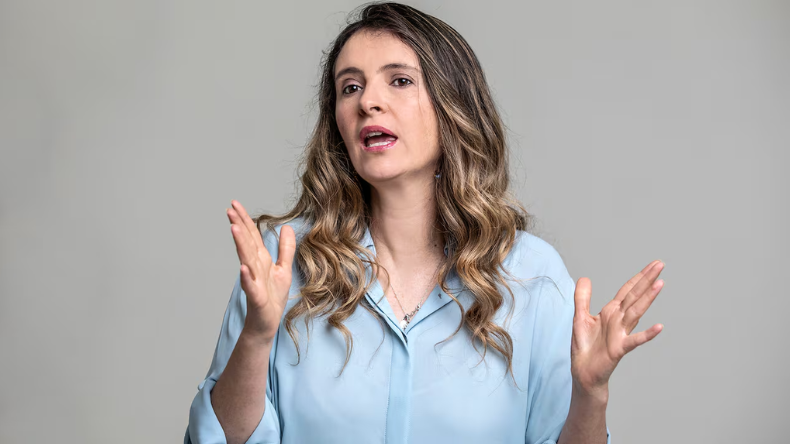 Paloma Valencia se solidarizó con Aranda por ataques de Hurtado Paloma Valencia se solidarizó con Aranda por ataques de Hurtado