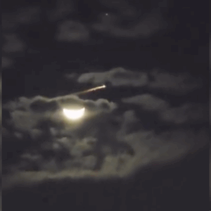 Reportan fenómeno luminoso en el cielo en varias ciudades de Colombia
