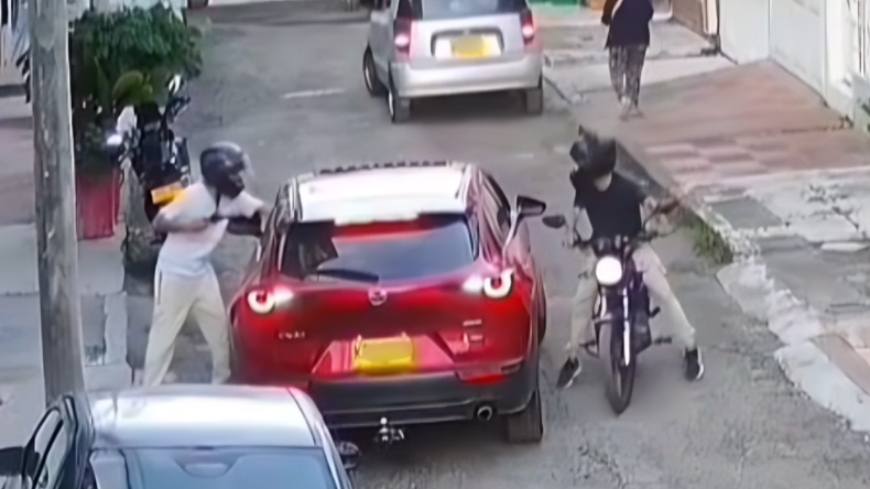 Delincuentes roban $35 millones en joyas en cinematográfico asalto en Ibagué Delincuentes roban $35 millones en joyas en cinematográfico asalto en Ibagué