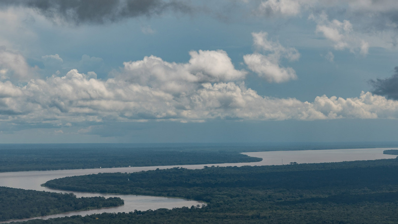 Científicos alertan que el río Amazonas dejaría de pasar por Colombia en 2030 Científicos alertan que el río Amazonas dejaría de pasar por Colombia en 2030