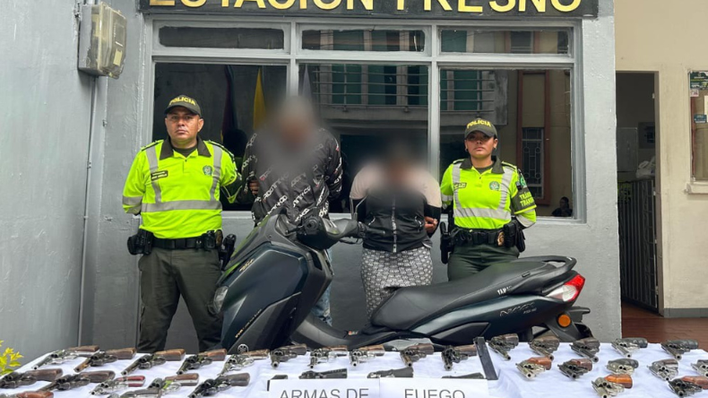 Incautan 32 armas de fuego en vía entre Fresno y Manizales Incautan 32 armas de fuego en vía entre Fresno y Manizales